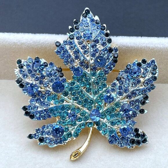 Yellow Gold with Blue Sapphire and Aquamarine Crystal Maple Leaf Pin Back Brooch - Picture 6 of 8